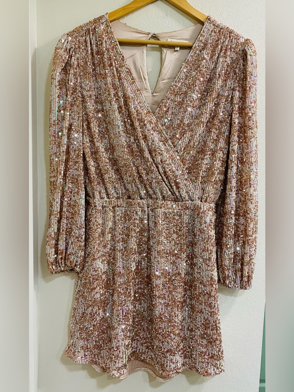 Heartloom Rose Gold Sequin Wrap Top Dress Medium